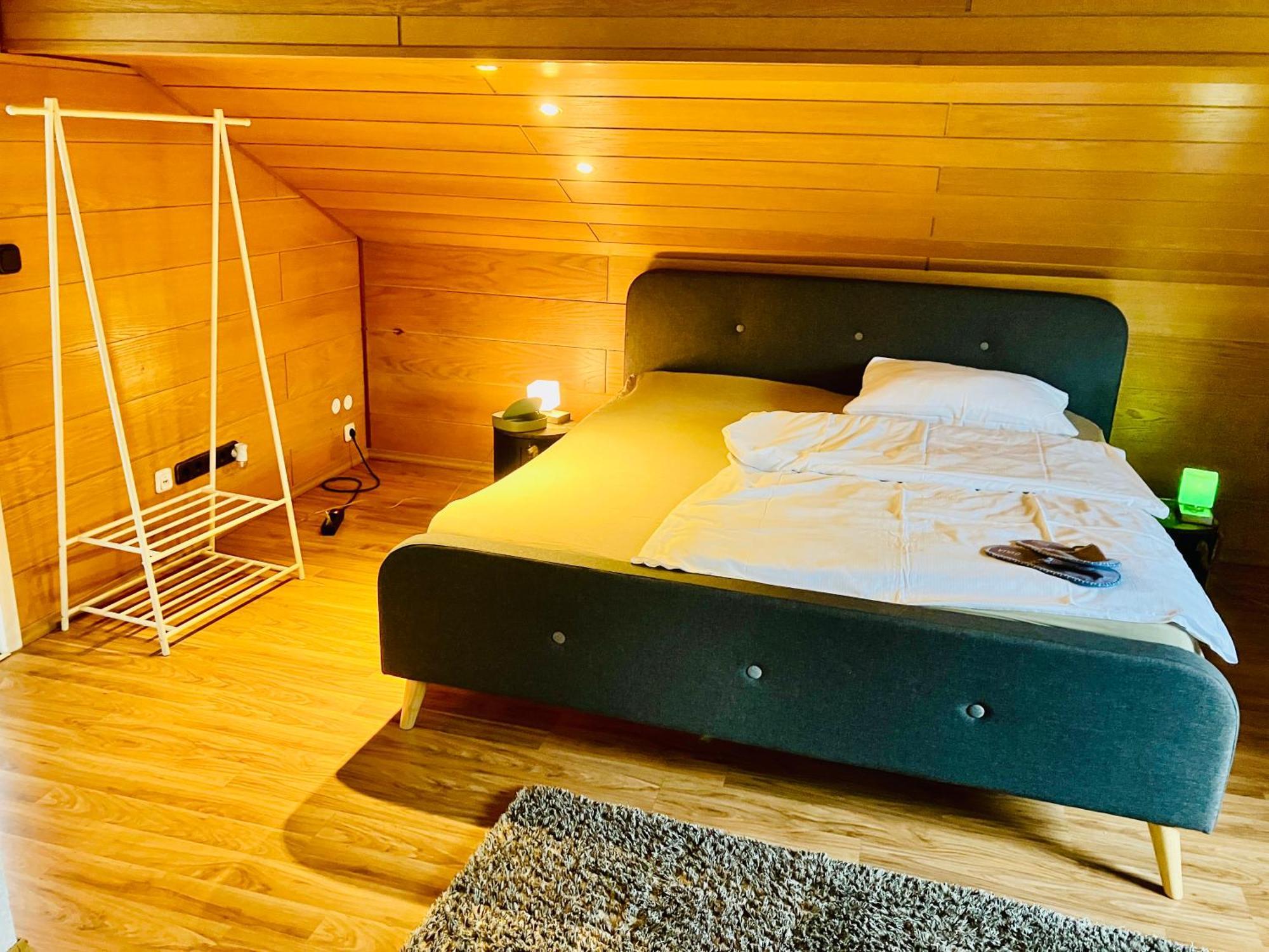 Ue Villa 4 Zimmer ヒルシャルト エクステリア 写真